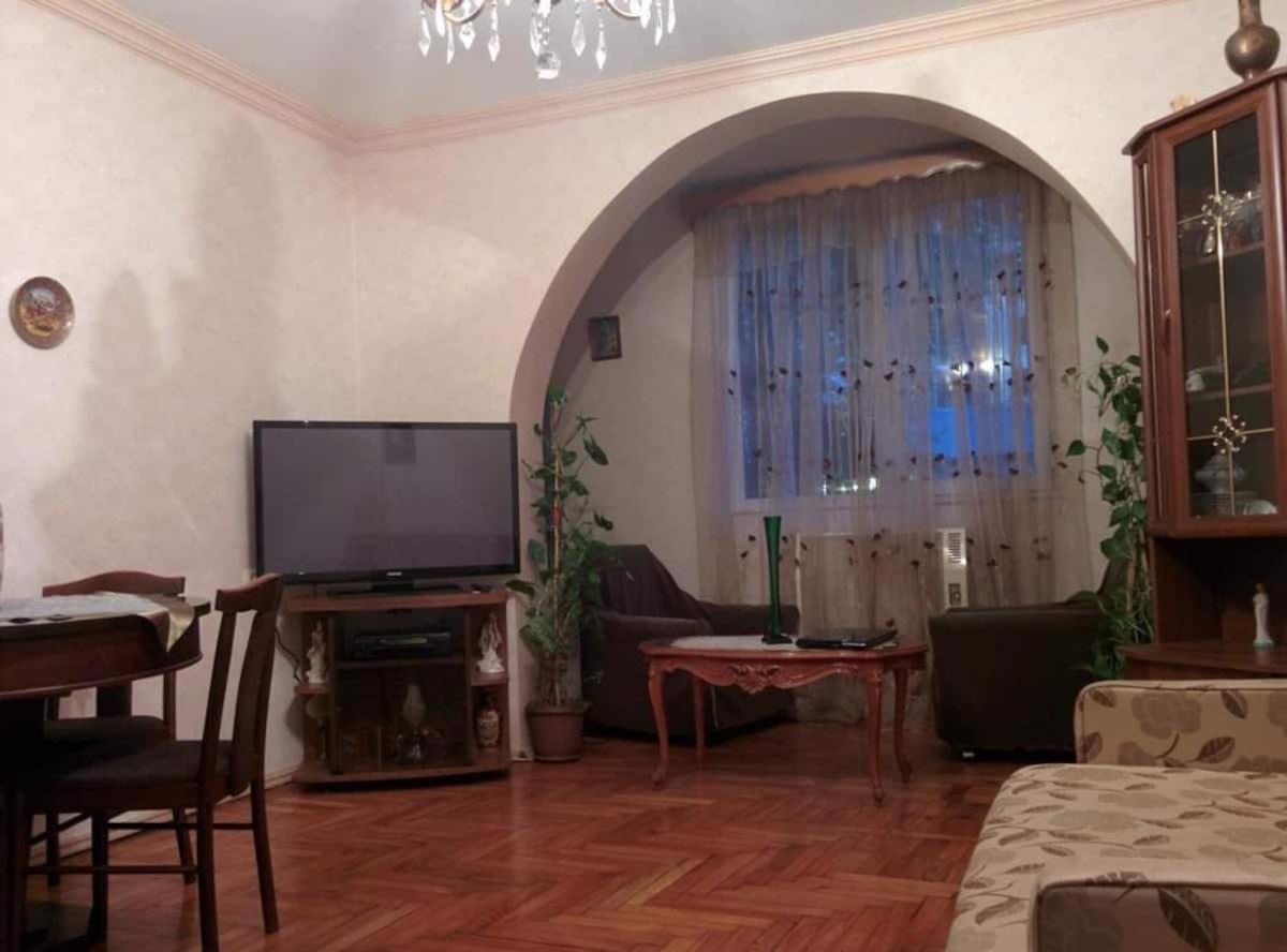 Akhmeteli Apartment Old Μπατούμι Εξωτερικό φωτογραφία