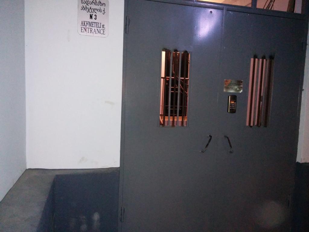 Akhmeteli Apartment Old Μπατούμι Δωμάτιο φωτογραφία